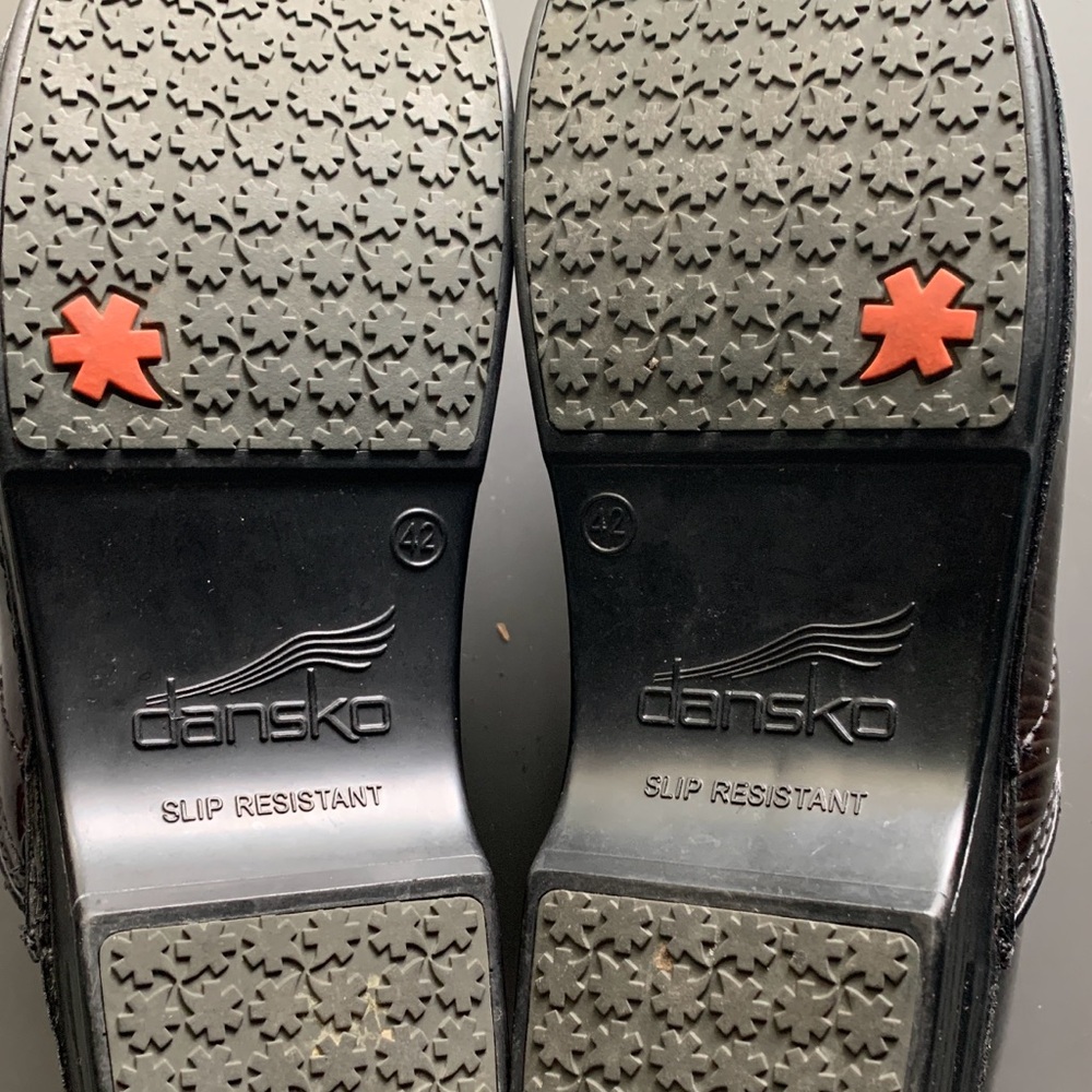 Dansko XP Clogs - Picture 4 of 6